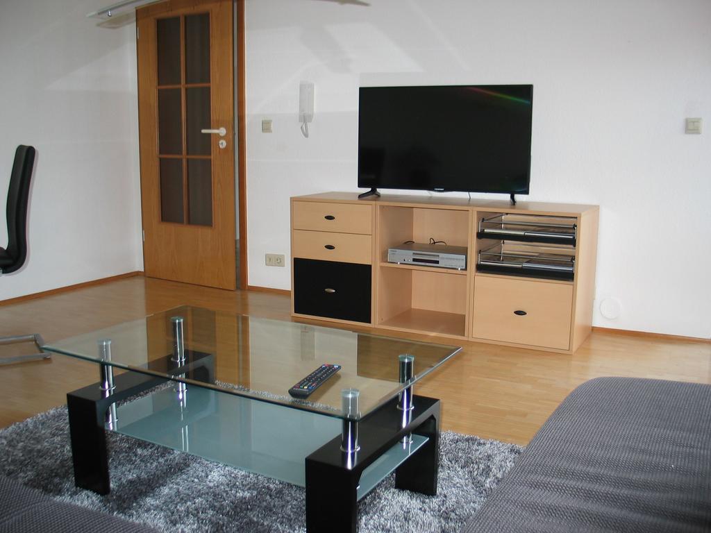 2-Zimmer-Ferienwohnung Gartenblick 罗特威尔 外观 照片
